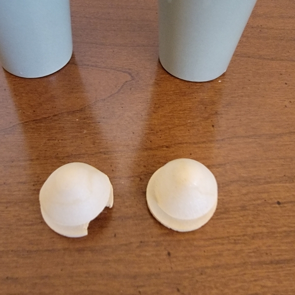 MCM Salt &‎ Pepper Shakers Sage Green - Picture 4 of 12